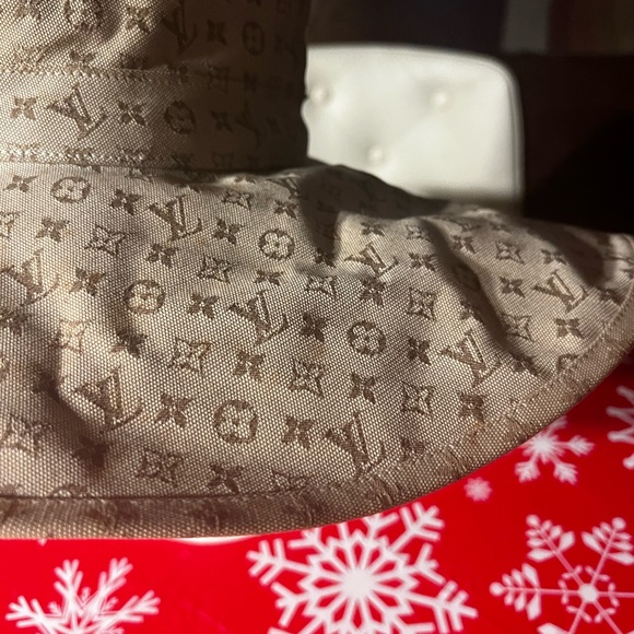 LOUIS VUITTON BEIGE MONOGRAM PANAMA HAT (SIZE SMALL) - Picture 3 of 10